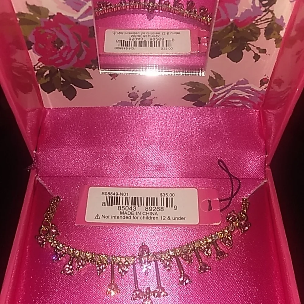 Betsey Johnson pink rhinestone 16 in necklace. - Picture 2 of 3